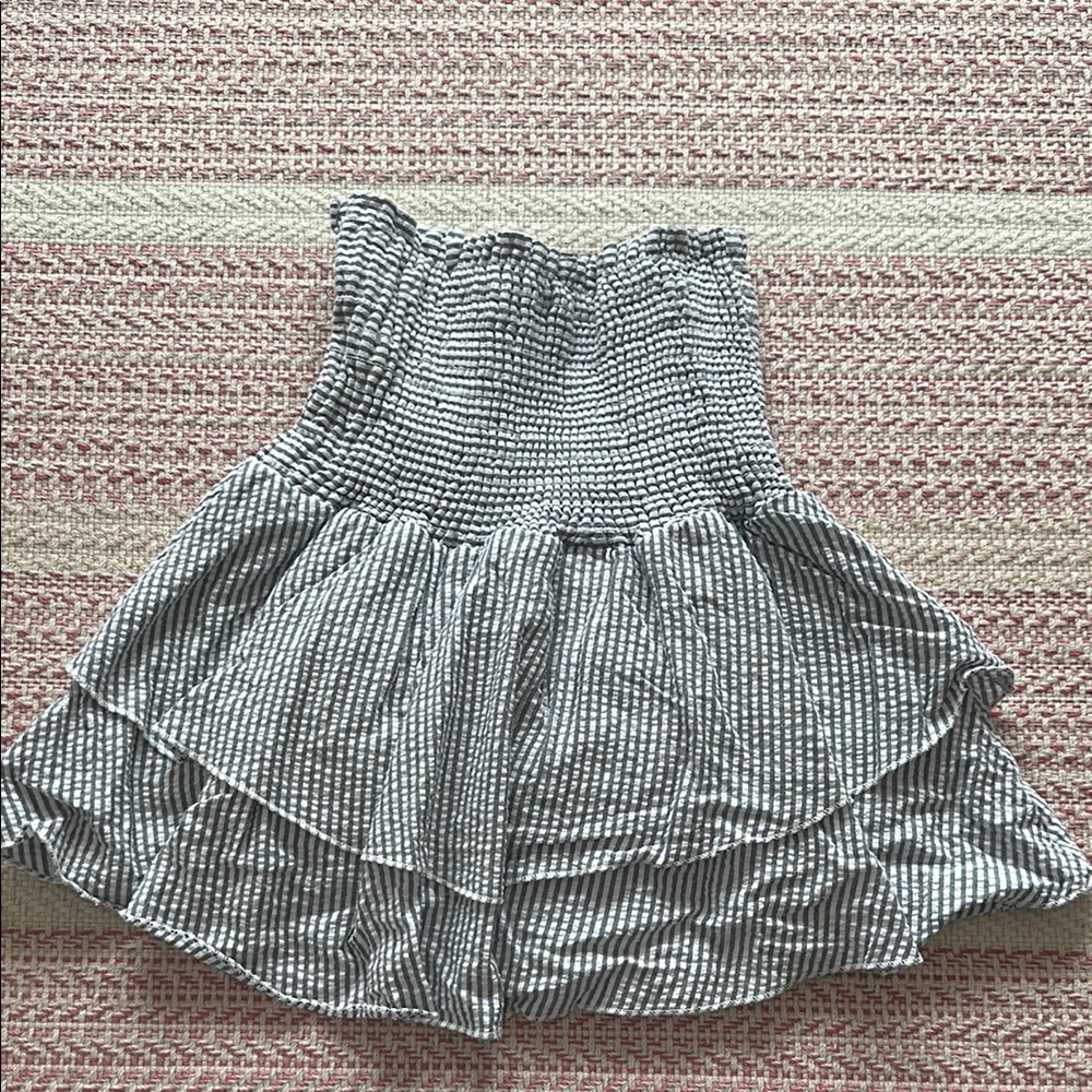 Blue/grey and White searsucker skort
